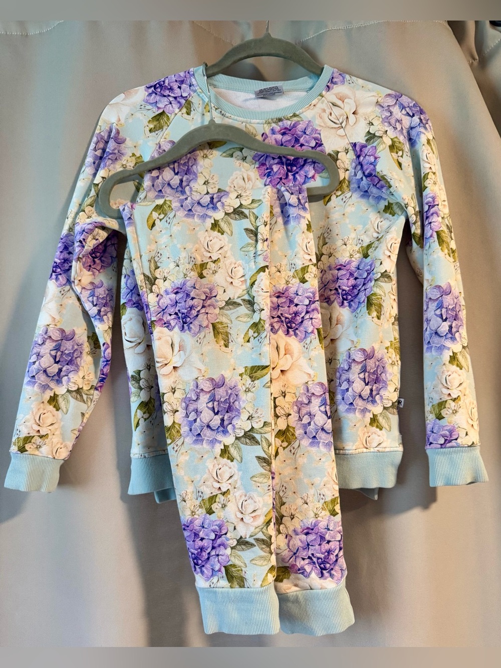 Bums and Roses Girls Floral Hydrangea Lounge Set - Light Blue & Purple